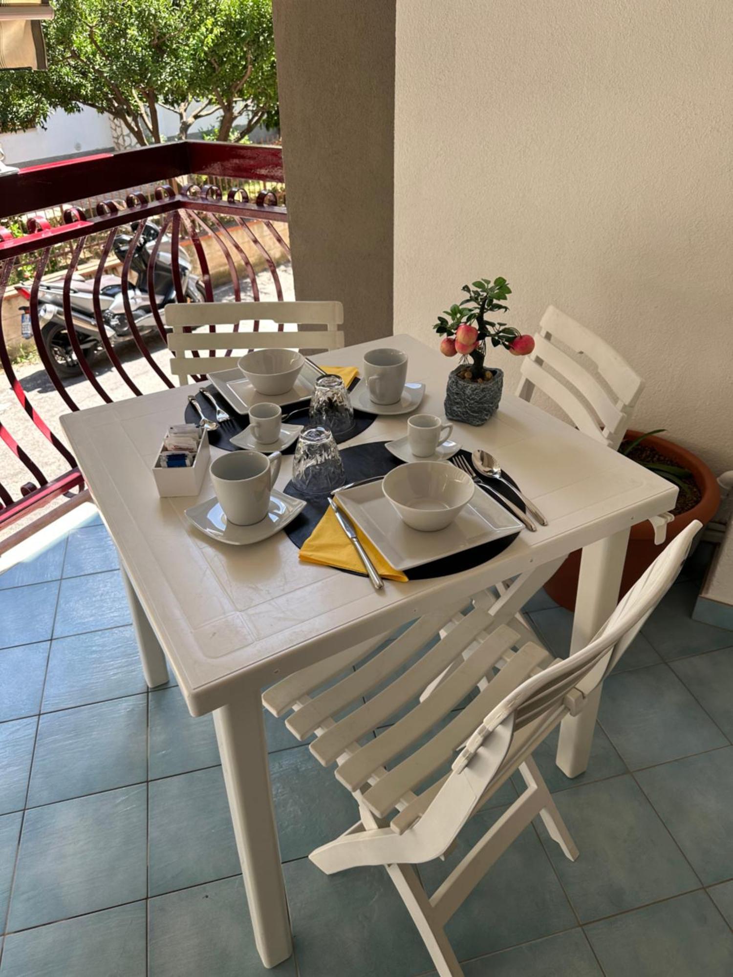 Bnb Nuova Vita Paola Exterior foto