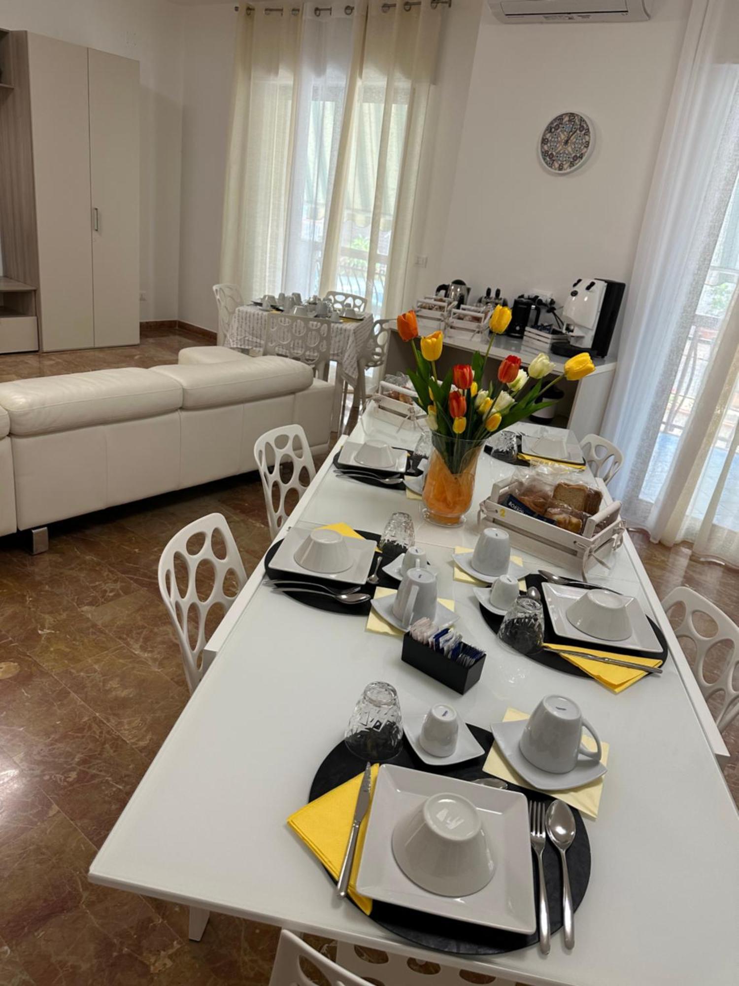 Bnb Nuova Vita Paola Exterior foto
