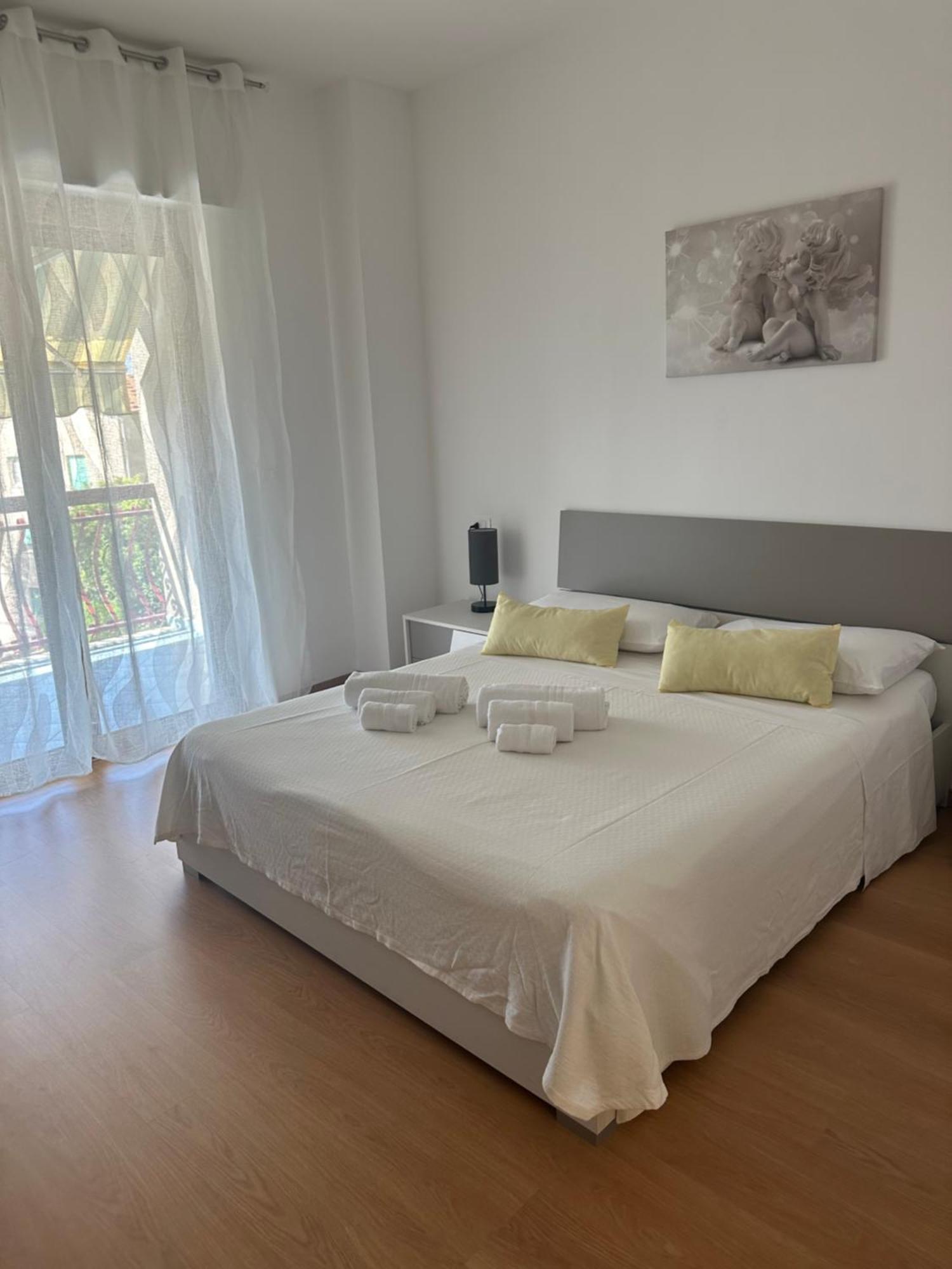 Bnb Nuova Vita Paola Exterior foto